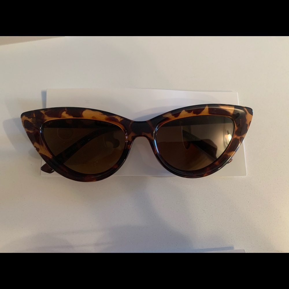 Sun glasses